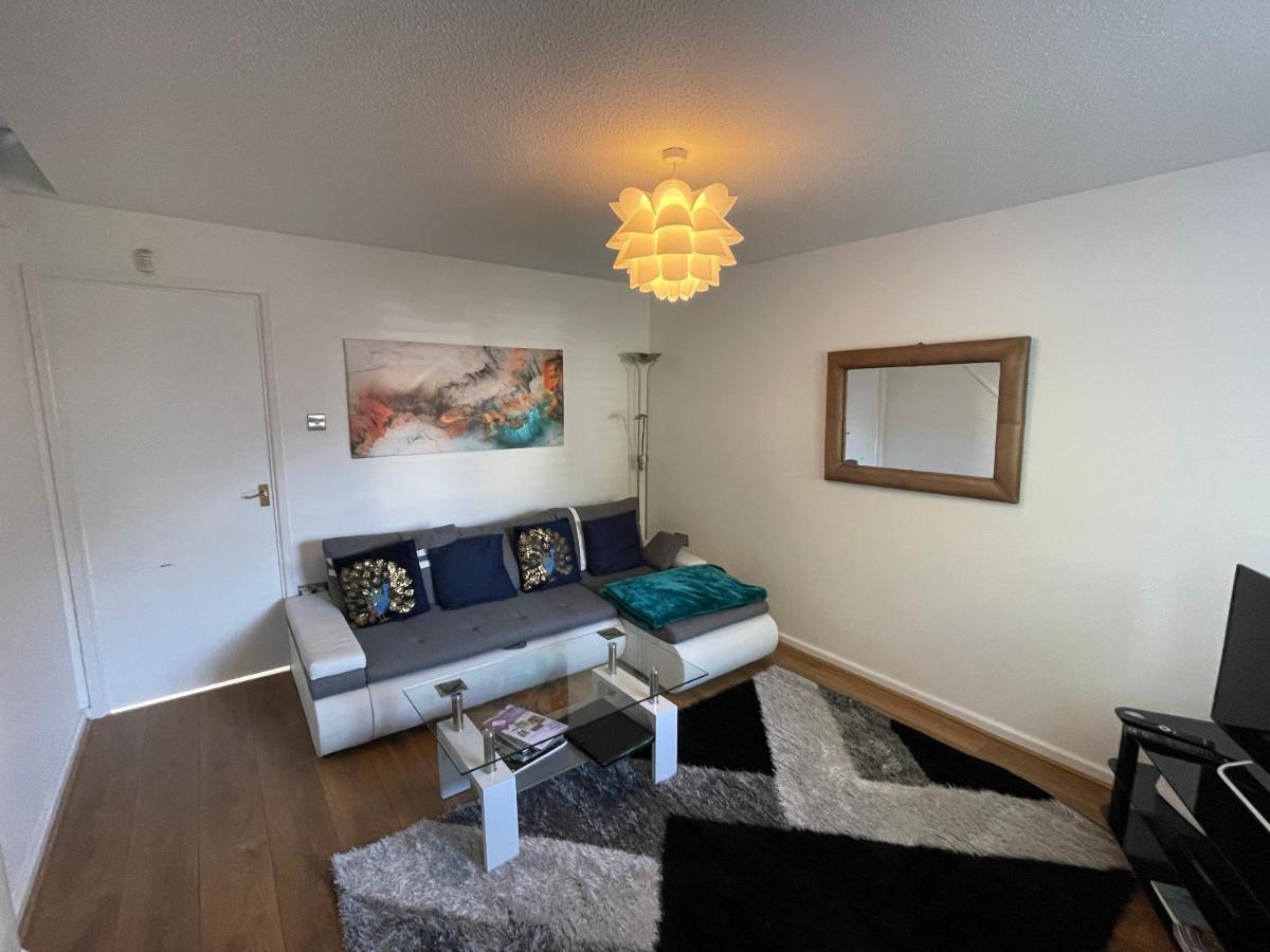 Riverside 2 Bedroom Townhouse With Car Charger Abergavenny Buitenkant foto